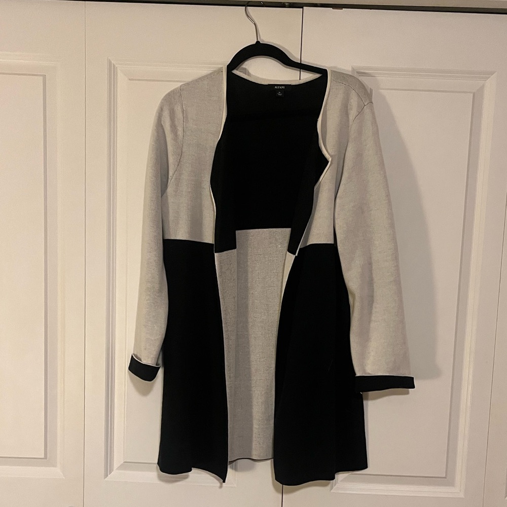 Alfani Elegant Black and Grey Cardigan